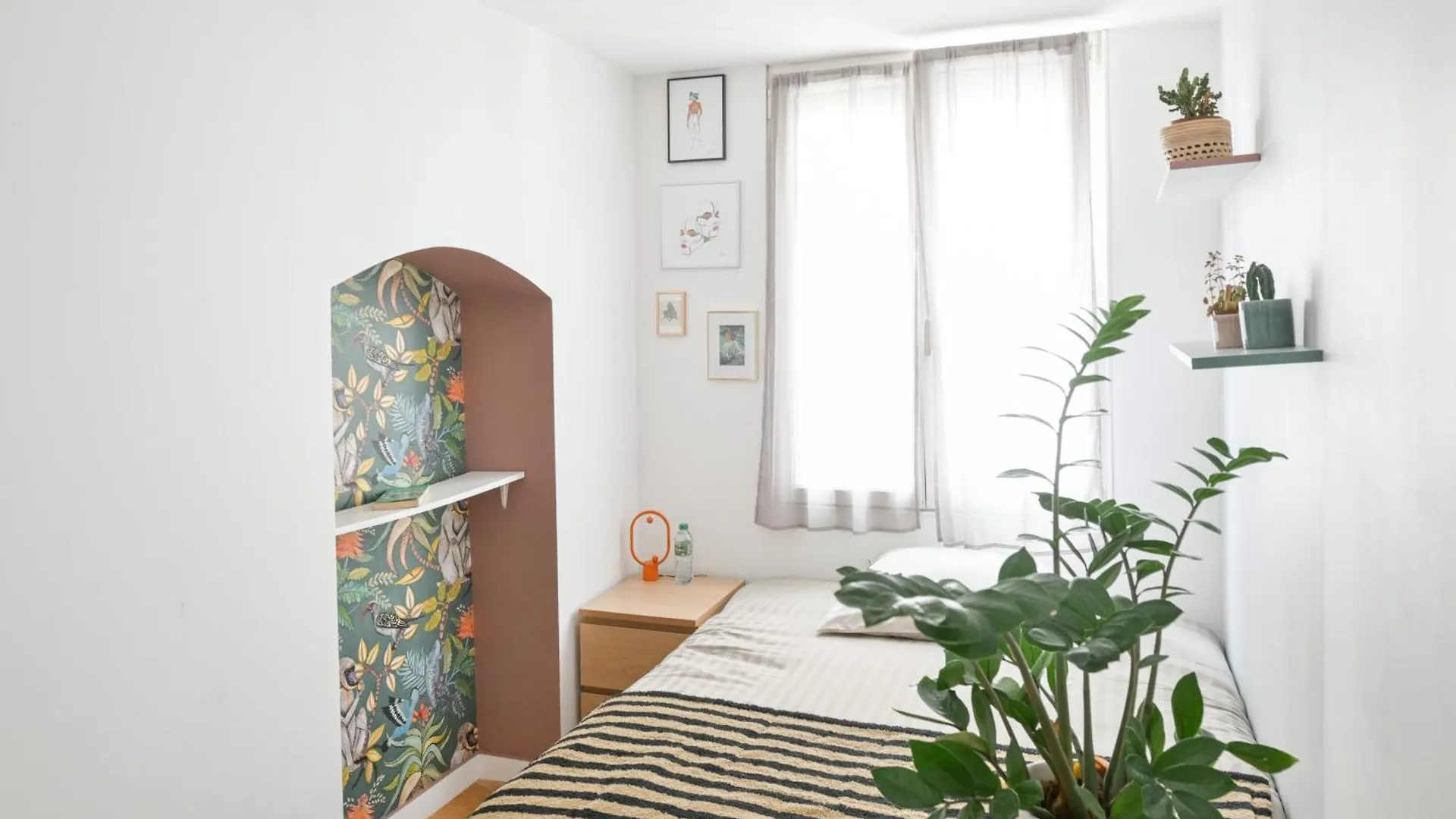 Architect-designed In Le Marais District Paris