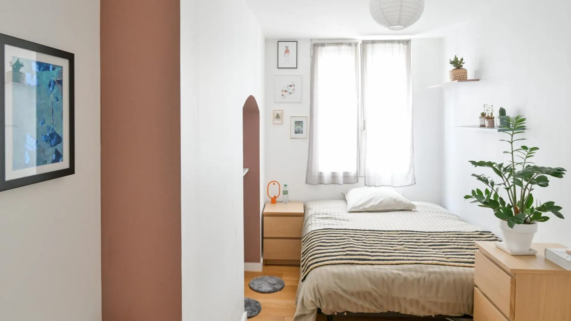 Architect-designed In Le Marais District