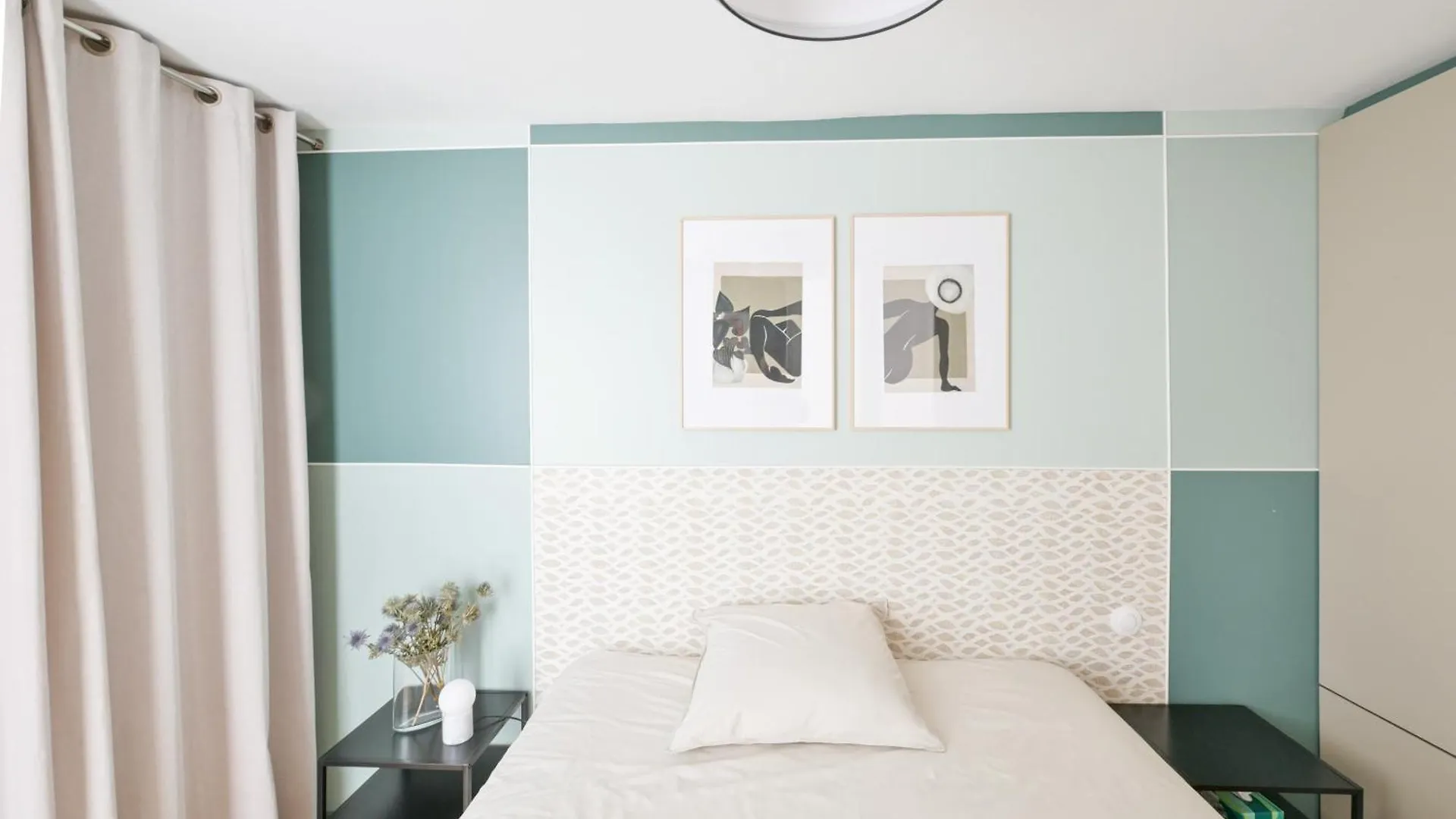 Architect-designed In Le Marais District Apartment *